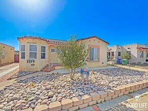 Building Photo - zIsla Vista Dr