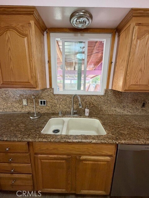 Building Photo - 8653 Norwood Pl