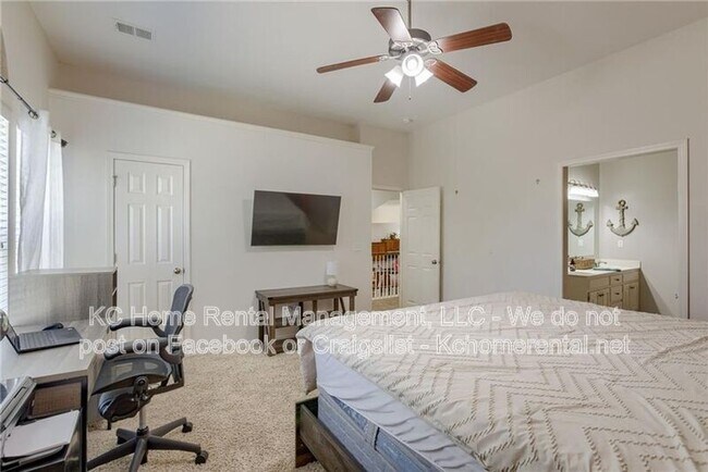 Building Photo - 20621 W 125th Ct