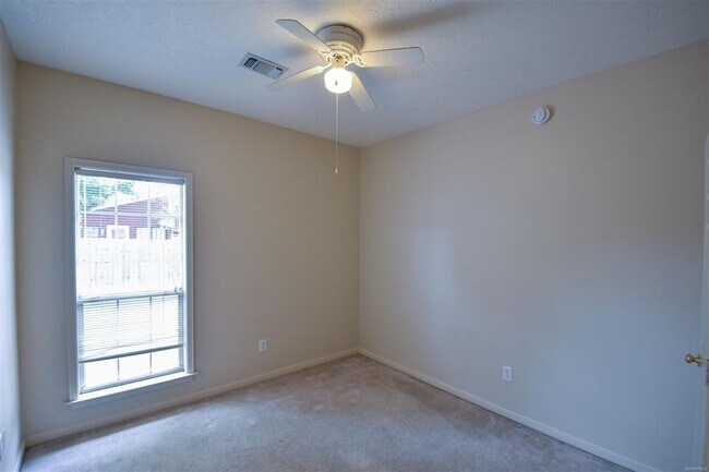 Building Photo - 1691 Rambling Brook Ln