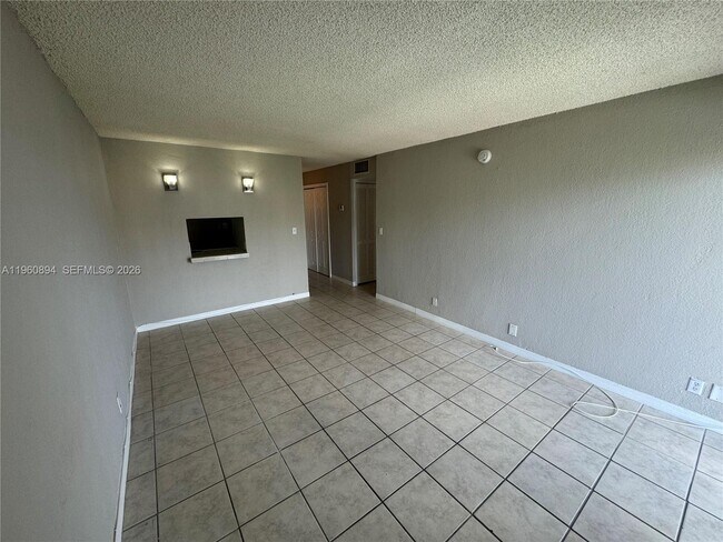 Building Photo - 801 NW 47th Ave