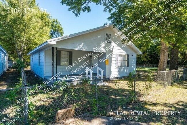Building Photo - 3304 17th St