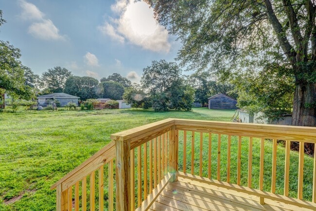 Building Photo - 1286 Fallston Rd