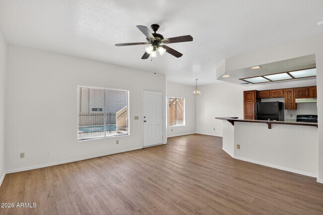 Building Photo - 11666 N 28th Dr