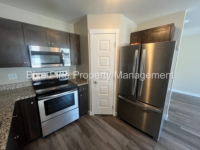 Building Photo - 2853 Murwood