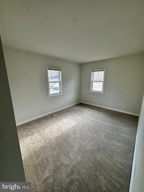 Building Photo - 18312 Chestnut Dr