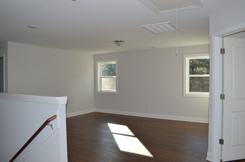 Building Photo - 5529 Glad Acres Rd