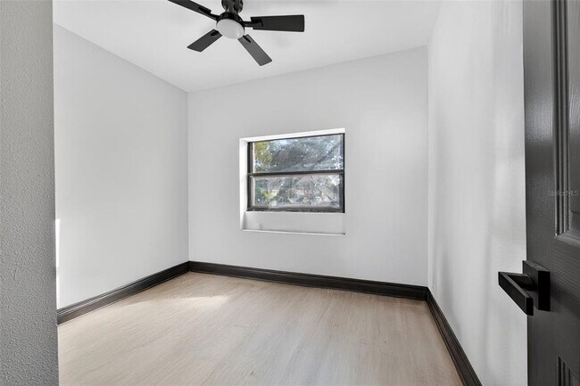 Building Photo - 2401 42nd St S