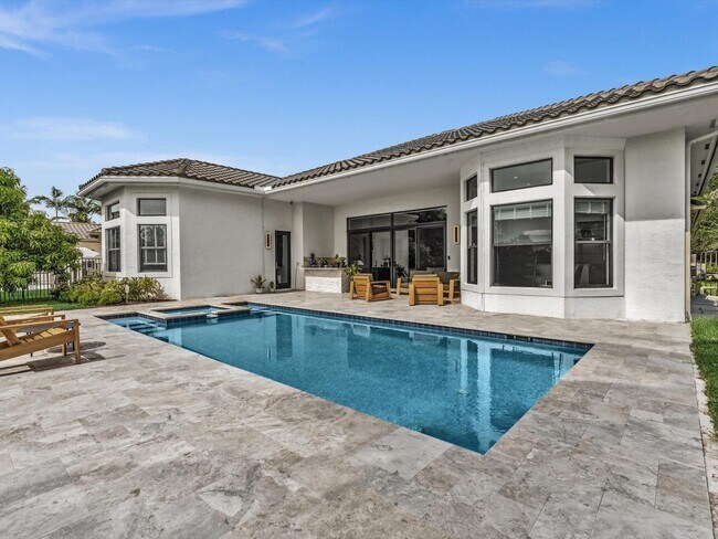 Building Photo - 16732 Strasbourg Ln