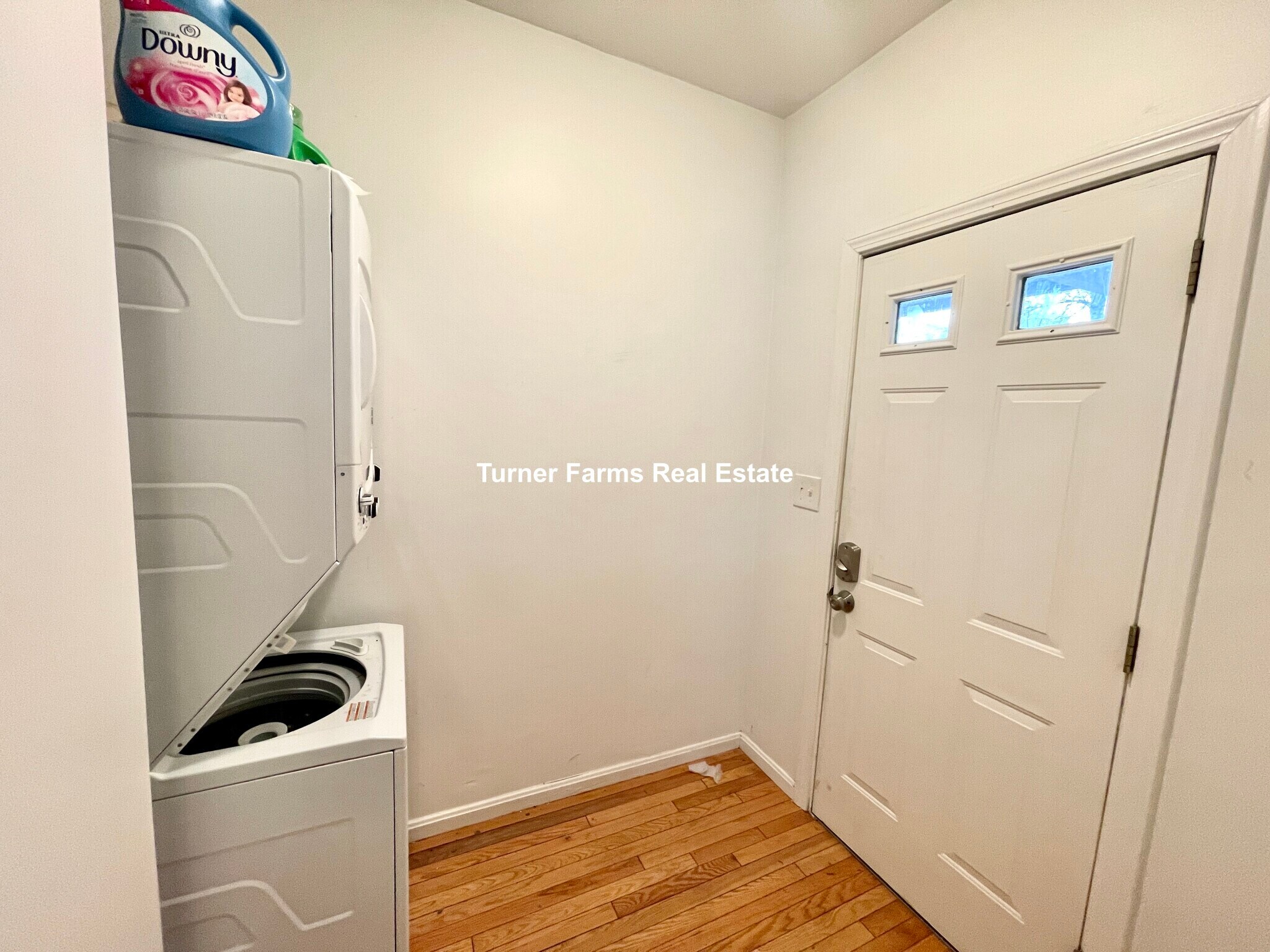 Building Photo - 48 Derby St