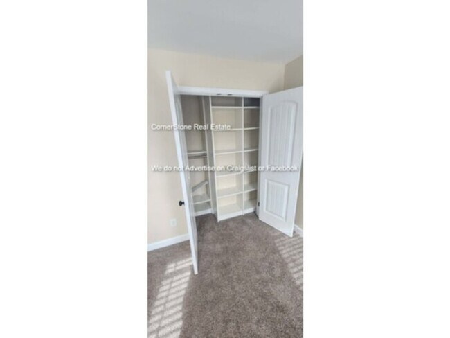 Building Photo - 167 Angel Oak Dr