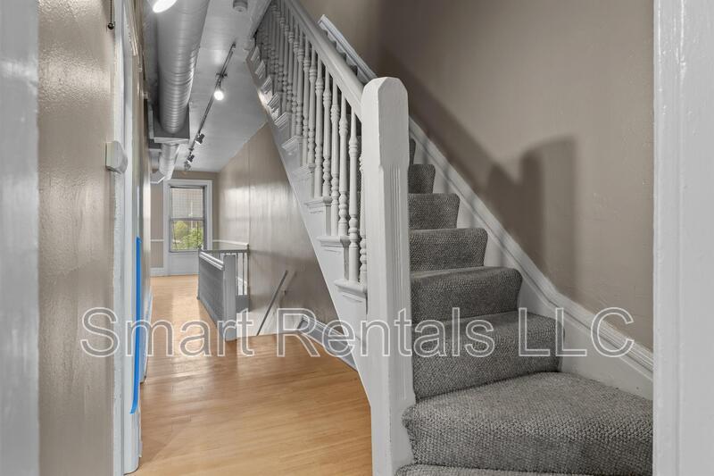 Building Photo - 4133 Laclede Ave