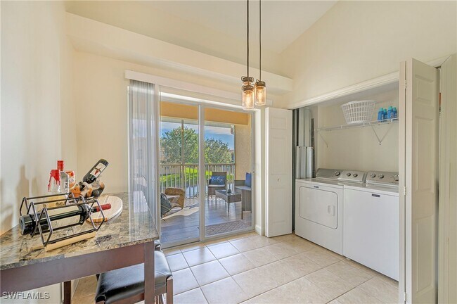 Building Photo - 26651 Rosewood Pointe Cir