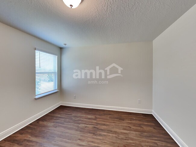 Building Photo - 854 Heavenly Dr