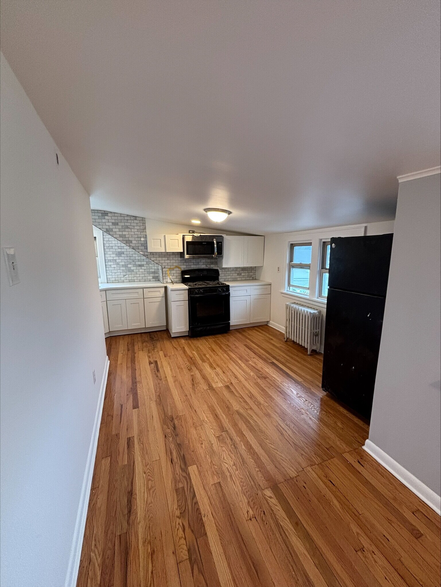 Building Photo - 58 Belmount Ave