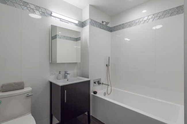 Building Photo - 241 Atlantic (1 Month Free)