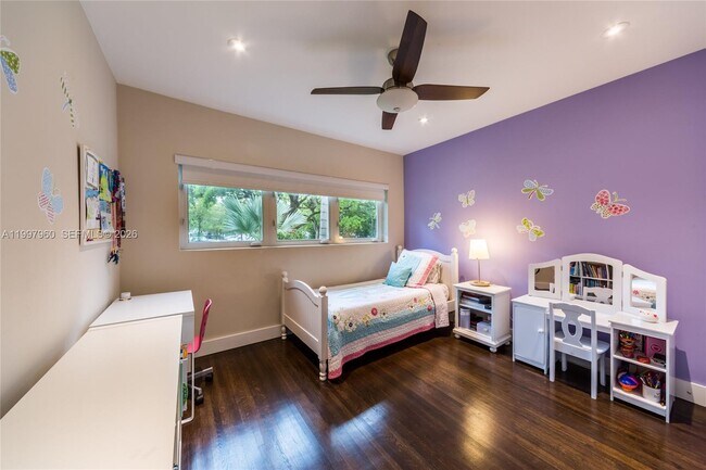 Building Photo - 1315 San Ignacio Ave