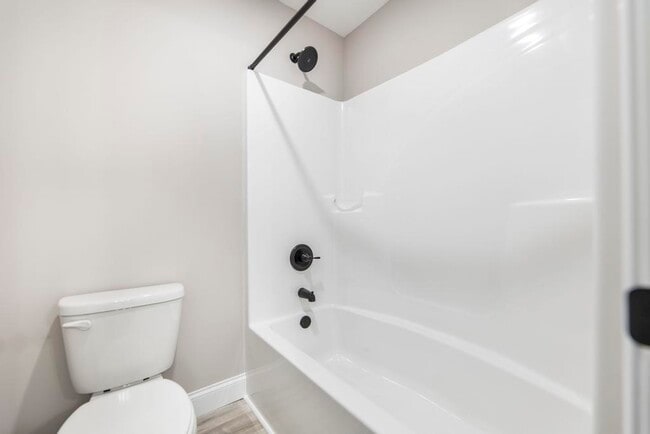 Building Photo - 316 Beau Claire Cir