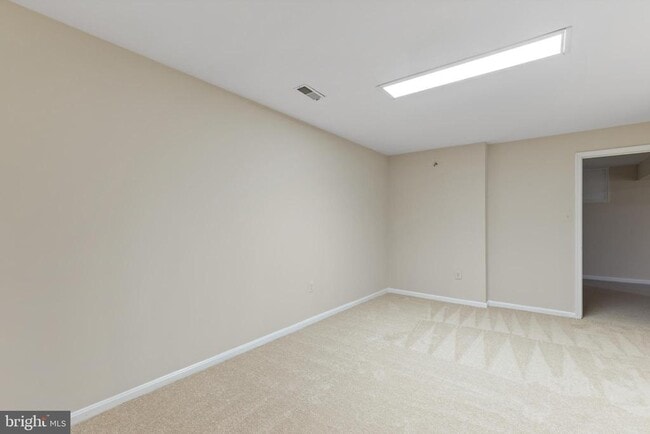 Building Photo - 208 Bristol Downs Dr