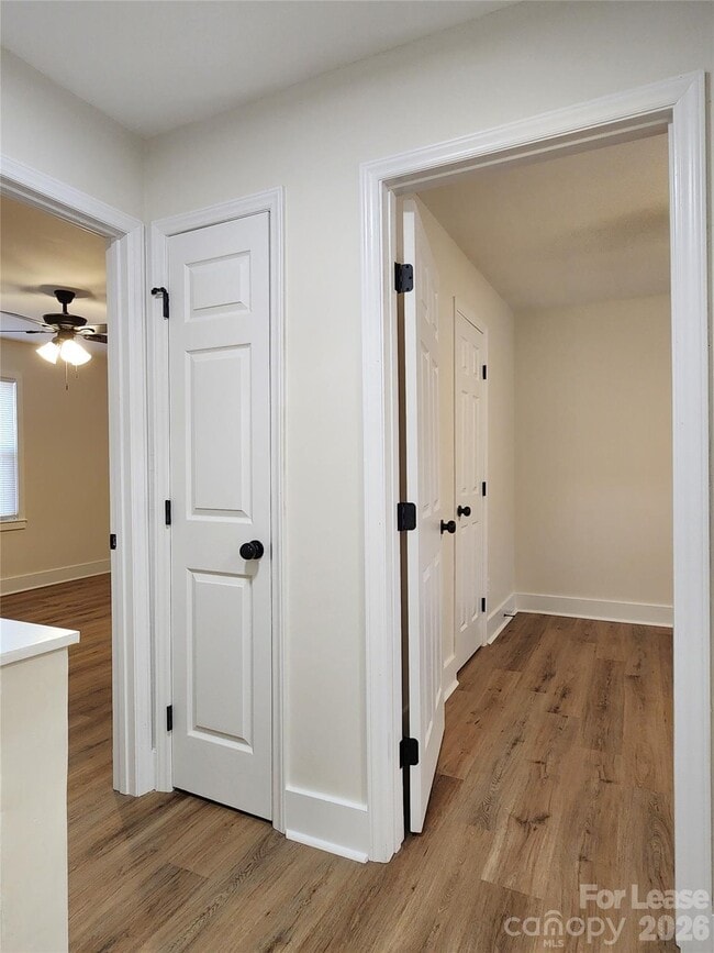 Building Photo - 315 Hamilton Dr NE