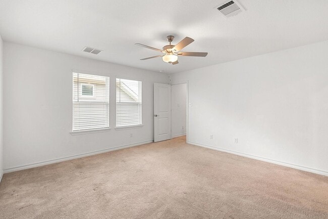 Building Photo - 223 Flowers Ave