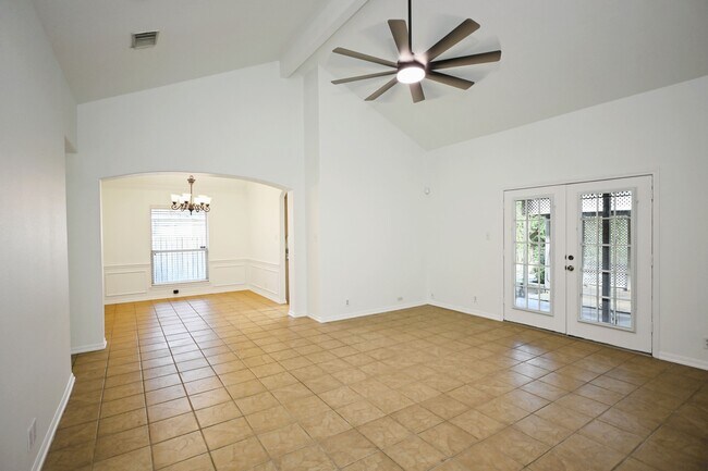 Building Photo - 1131 River Rock