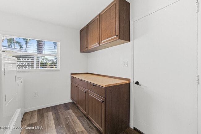 Building Photo - 401 Milford Point Dr