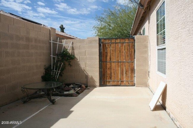 Building Photo - 16241 N 91st Dr