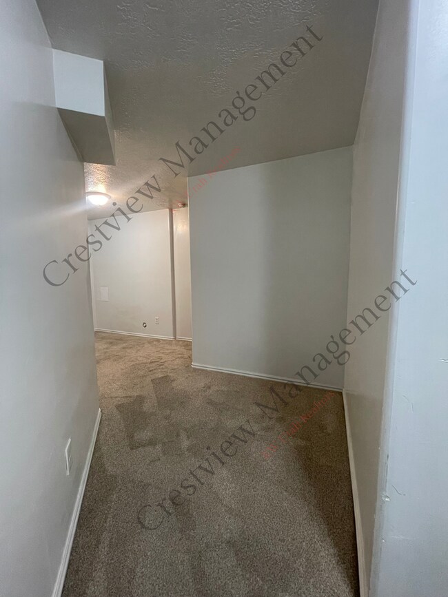 Building Photo - 4993 W Ticoa Ln