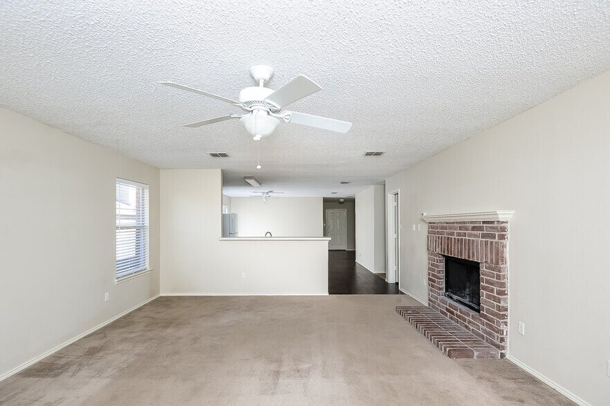 Building Photo - 6057 Arabian Ave