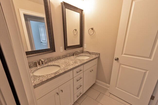 Building Photo - Home for rent in Prattville