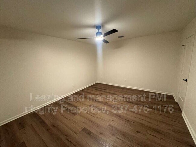 Building Photo - 105 Meaux Blvd