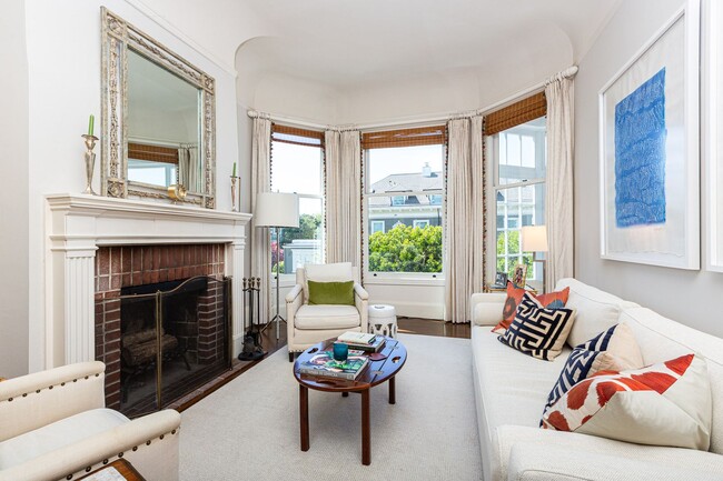 Building Photo - HUGE 5+BR/4.5BA Four Story Presidio Hts./ Laurel Village Home! Garage! Flat Yard!  PROGRESSIVE