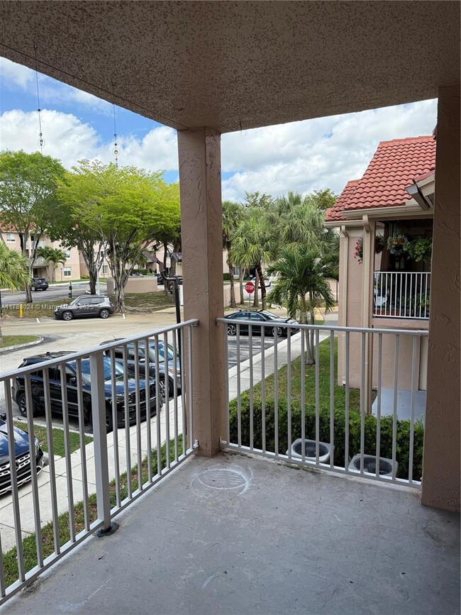 Building Photo - 10521 SW 158th Ct