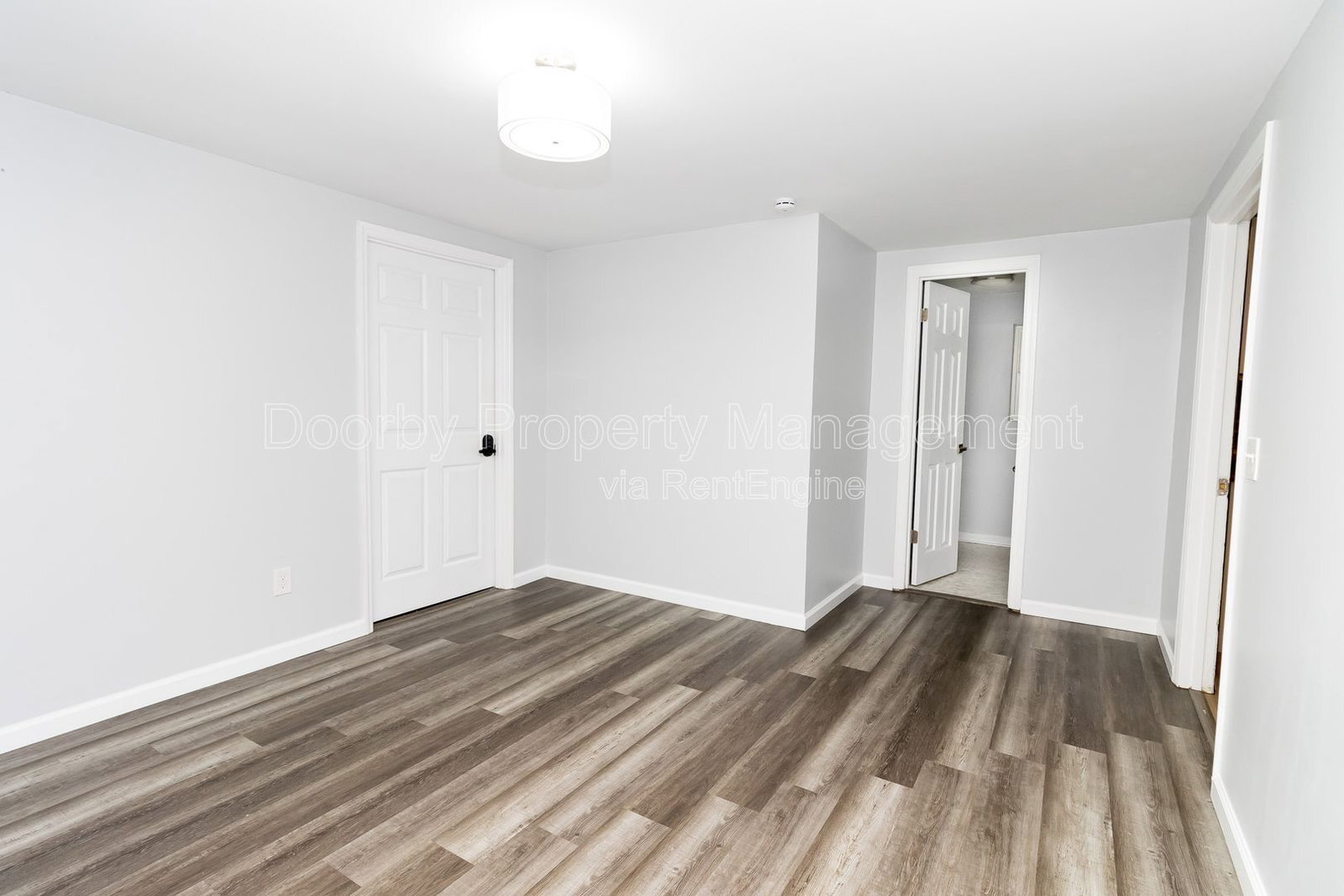 Building Photo - 1313 Timbercrest Ln