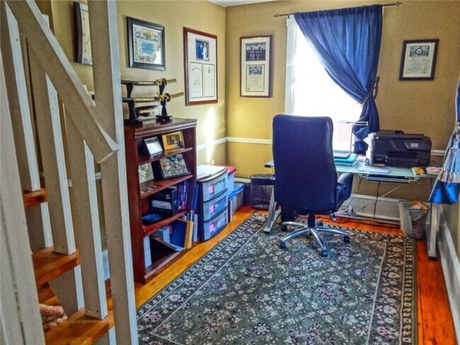 Building Photo - 61 Church St