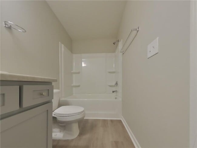 Building Photo - 409 Curlin Ct