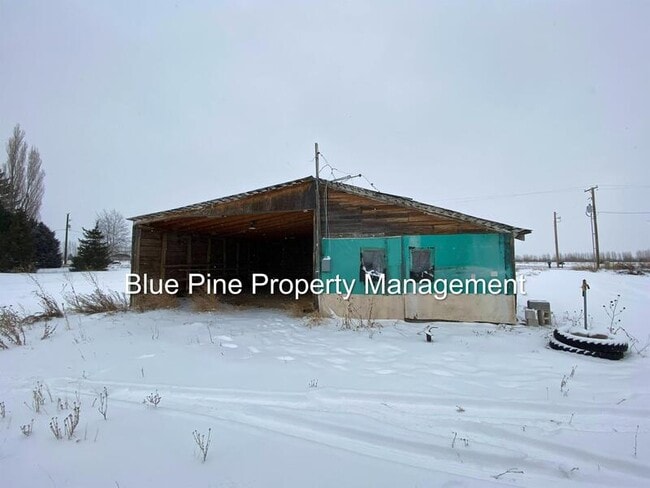 Building Photo - 53 N 4400 E