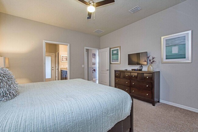 Building Photo - 2117 Malta Terrace