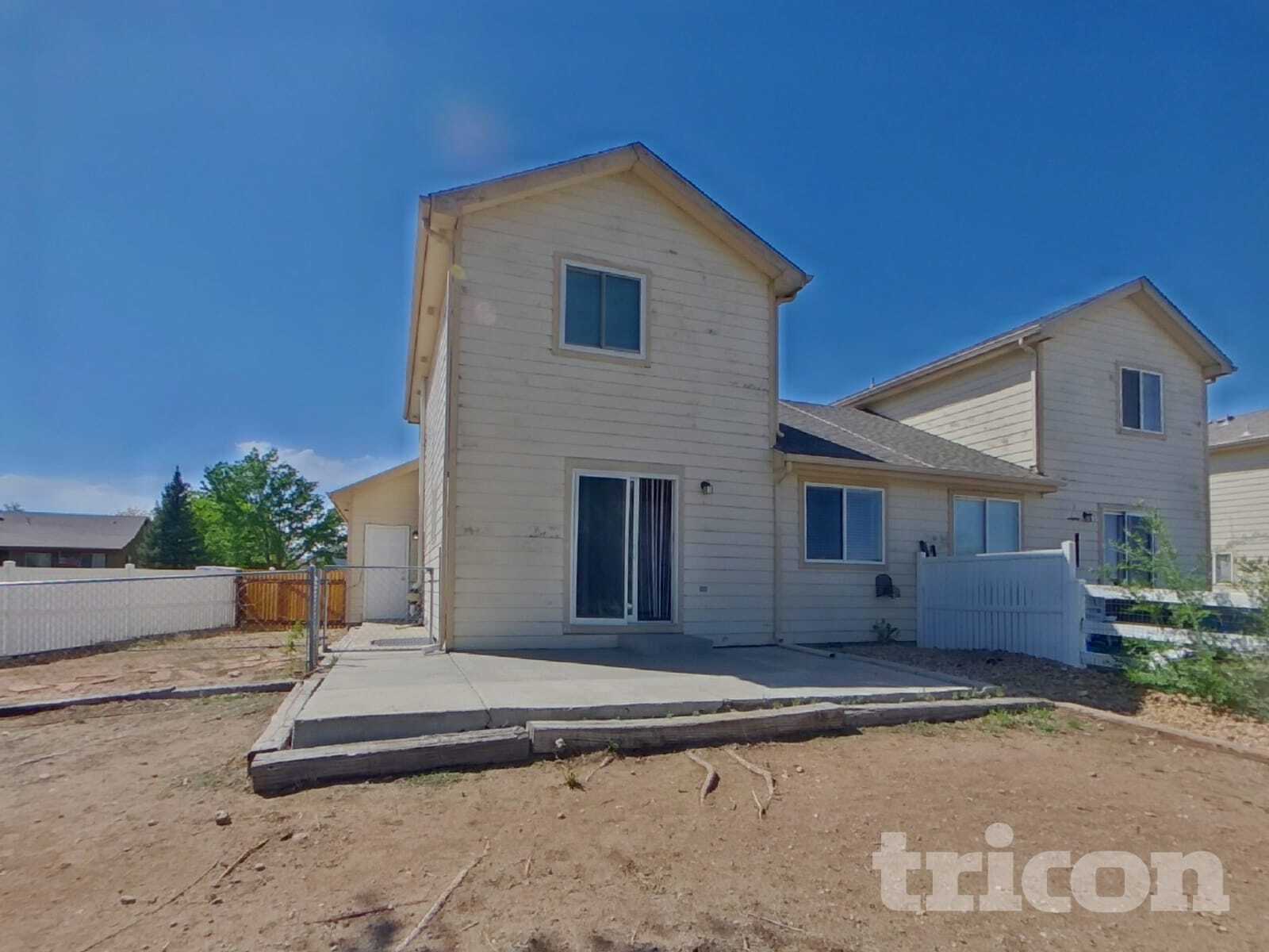 Building Photo - 500 N 28th Ave