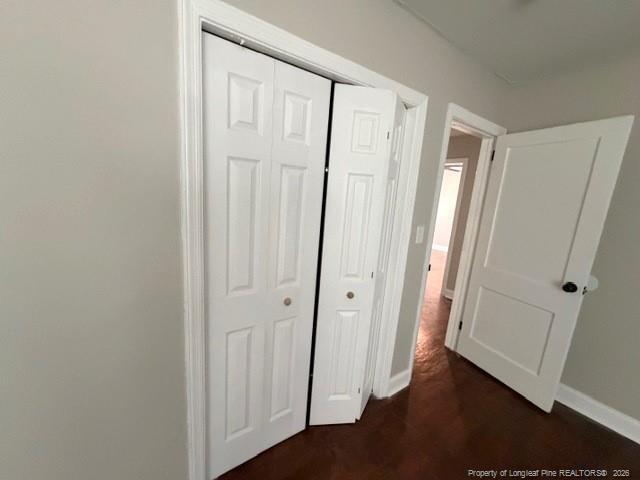 Building Photo - 909 Sandalwood Dr