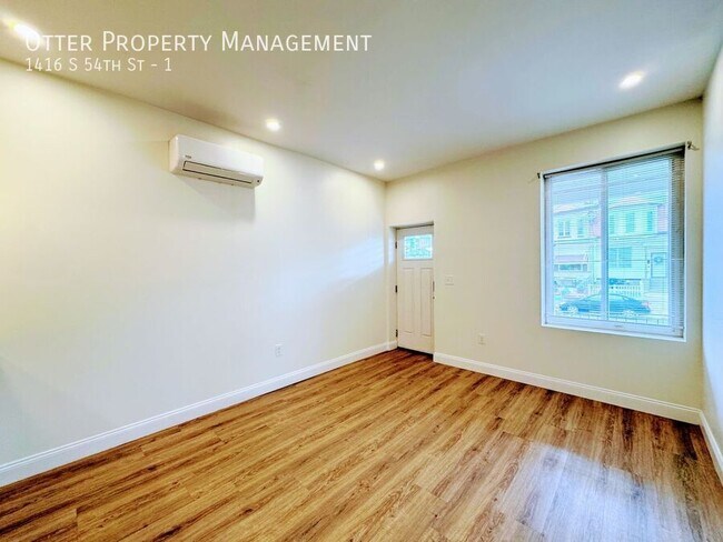 Building Photo - 1416 S 54th St