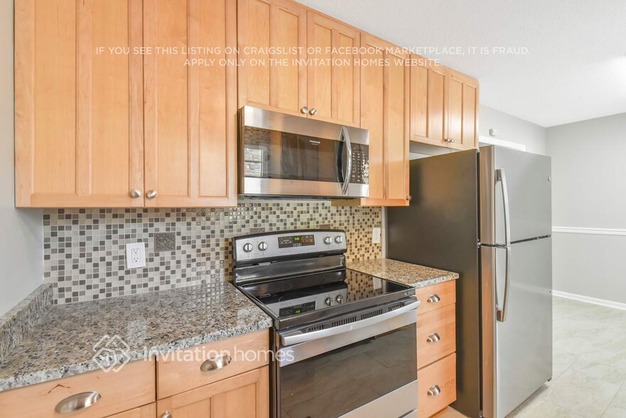 Building Photo - 112 Rockledge Dr