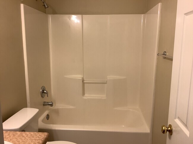 Building Photo - 7204 Weavers Way