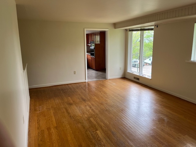 Primary Photo - 1000 Pine Ave
