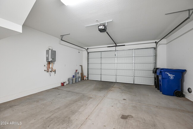 Building Photo - 4816 S Ferric