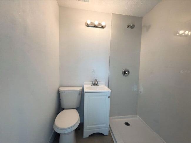 Building Photo - 401 E Columbus Dr