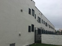 Building Photo - 511 S Union Ave