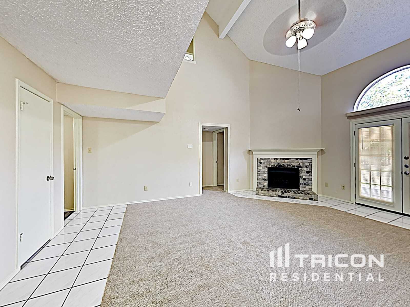 Building Photo - 1304 Farley Dr