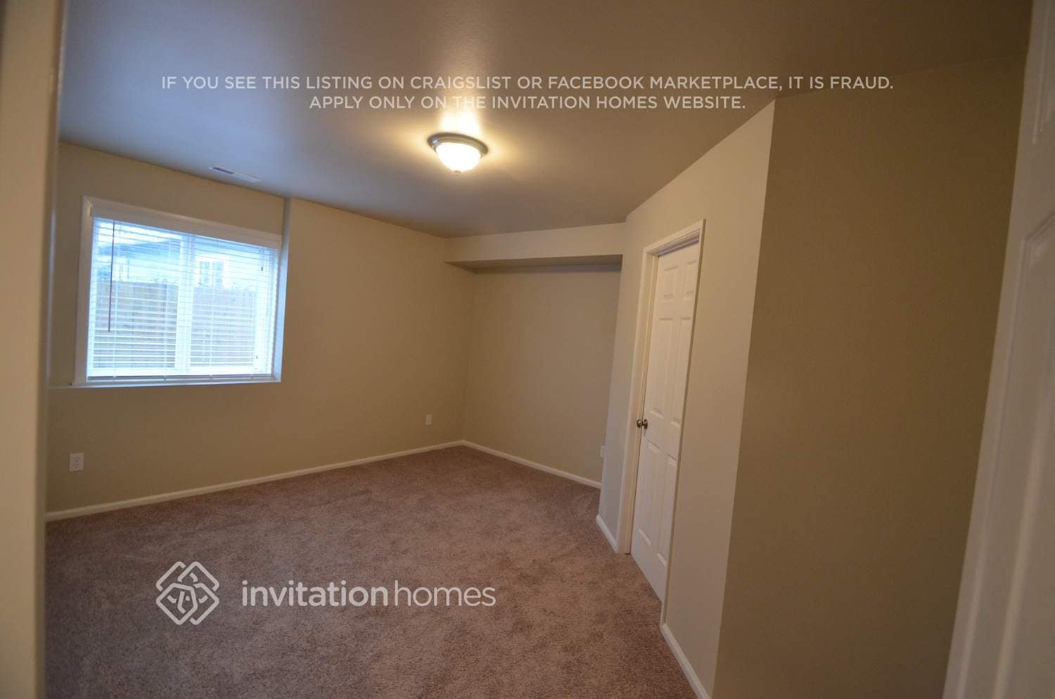 Building Photo - 3727 S Pilgrim St